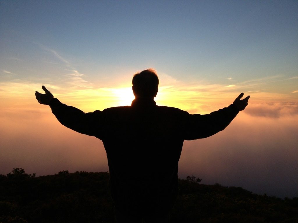 GLOIRE A DIEU Eglise Matthania