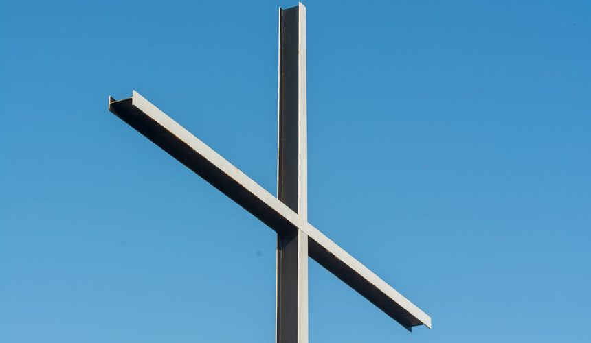 Croix-ciel HÉBREUX 12.1-2 JÉSUS LE CHEF DE NOTRE FOI
