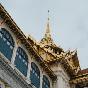 LUC 17.20-18.8 FACE AU ROYAUME QUI VIENT (1ère partie)
